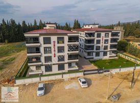 Havuzlu Sitede 2+1 Geniş Ve Lüks Daire