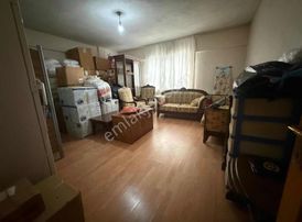 Şirinevler De Acil 2 Katlı Uygun Ev