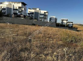 Kabasakalda Tepe Noktada Az Hissedarlı Kaçmaz Arsa