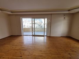 Saray Mahallesi'nde Kiralık 3+1 Ayrı Mutfak Daire