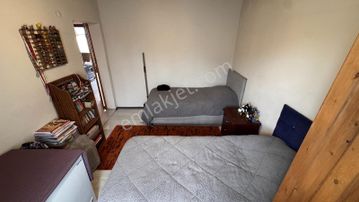 Gönen Merkeze 10 Dk 523 M2 Arsa İçinde Şömineli Müstakil Ev