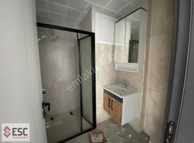 Esc'den Deniz Mh'de Kiracılı Havuzlu Satılık 1+1 Esc1791