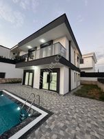 Didim Altınkum Mah Denize 250mt 4+1 Tam Müstakil Villa