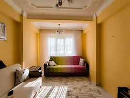 Ahmet Yesevi Kadın Sığınma Merkezi Karsisinda Harika Konumlu 2+1 Ve 1.