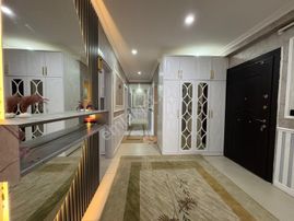 Şenevler Ptt Şubesi Cadde Üzerinde Harika Konumlu 4+1