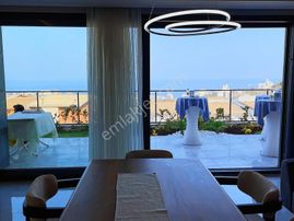 Deniz Manzaralı+kapalı Otopark+kapalı Açık Havuz+müstakil Villa