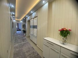 Fuar Merkezi Mevkiinde Ana Cadde Üzeri 4+2 Dubleks