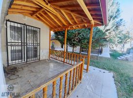 Aktif Emlak'tan Yaylabağında Satılık Site İçerisinde Villa