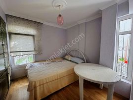 Ayvalık'ta Denize 100m Müstakil 3+1 Villa