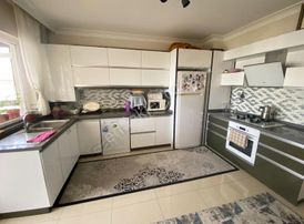 Acil Satılık! Ege'de Full Yapılı 3+1 Ön Cephe Çift Bloklu Sitede