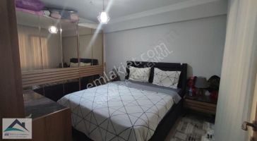 Muradiye 23 Nisan Parkı Civarında 2+1 Satılık Ara Kat Daire