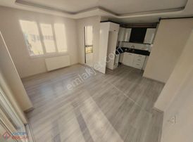 ▓aktiften Altınkumda Yüksek Kredili Ön Cephe 6 Yaşında 2+1 Daire