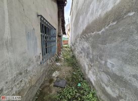 Maltepe'de Takasa Açık İmarlı Arsa Ve Müstakil Ev