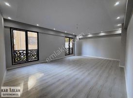 Gölcük Piyalepaşada Özel Bahçeli 3+1 Dairemiz