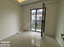 Başiskele Fatih Mahallesinde Müstakil Bahçeli Satılık 2+1 Daire.