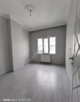 Sahra Emlaktan Yenikent Toki Merkezi Yerde Kiralık Daire 2+1