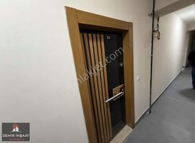 Demir İnşaat Site İçerisinde Otoparklı Sıfır 3+1 7.kat Daire