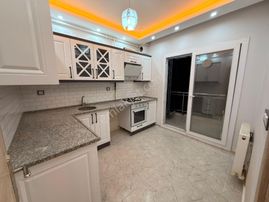 Manisa Yunusemre Muradiyede Satılık Lüx 2+1 Kapalı