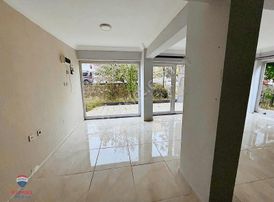 Lozan Caddesinde Satılık Geniş Cepheli Dükkan