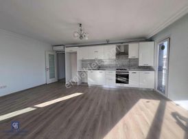 Kadıköy Yeldeğirmeni Yeni Bina Asansörlü 2+1 Satılık Daire