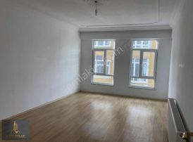 Temel Emlaktan Sönmezler Mevki Kiralık 4+1 Daire