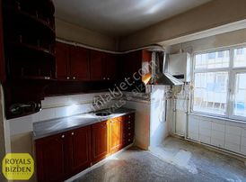 Meram Aşkan Mah. ''yaka Caddesine 200 Metre Mesafede 3+1 Daire''