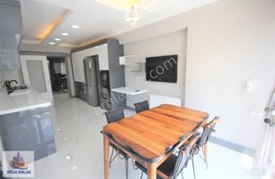 Vega Emlak'tan Konfor Arayanlara 4+1 Süper Lüks Daire