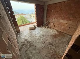 Deniz Manzaralı Kayalık Zeminde Satılık Lüks 1+1 Daire