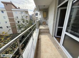 Kökkaya'dan Merkezde 3+1 Ayrı Mutfaklı Kiralık Daire