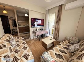 Kökkaya'dan Üniversite Caddesinde Satılık 1+1 Daire