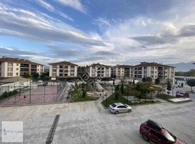 Site İçerisin De Ultra Büyük Kiralık 3+1 Daire