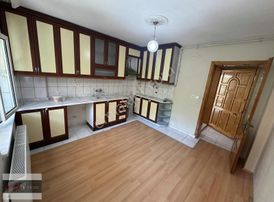 Zeytinköy Öğretmen Evi Yakını 3+1 150m2 Kiralık Daire!