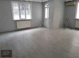 Kiralık 2+1 ,,1 Kat Metro Metrobüse Yakın Daire.