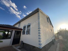 Hürriyet Mah.2 Katlı Müstakil Ev Ve 1202m2 Arsalı 2 Parselli Satılık Müstakil