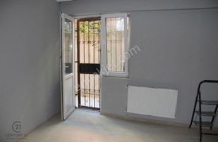 Değerli Lokasyon!akşemsettin Mah.oğuz Sokak'ta 3+1 Fırsat Daire