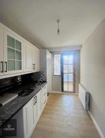 Karşıyaka Mah Kiralık 3+1 130 M2 Site İçi Ara Kat Sıfır Daire