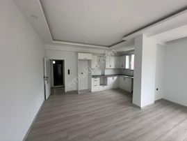 Karayelden Saraçlıda Akasya Düğün Salonunun İleriside Geniş 3+1 0 Daire