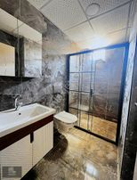 Cadde Üstü 1+1 Katta Asansörlü