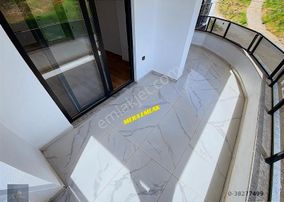 ▀▄mera Emlaktan Edremit Gazicelal Mh. 2+1 Ayrı Mutfak Lüx Daire