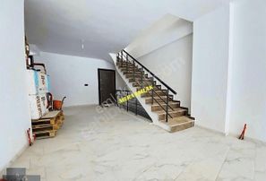 ▀▄mera Emlaktan Edremit Şehir Merkezinde Satılık 270m2 Dükkan