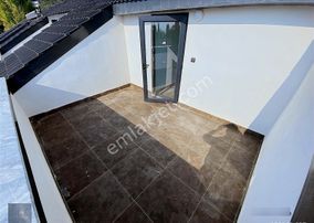 Mera Emlaktan Avcılarda Deniz Manzaralı Havuzlu 4+1 Lüx Villa