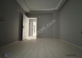 Mera Emlaktan Zeytinlide Y. Isıtmalı Ayrı Mutfaklı 2+1 Lüx Daire