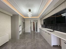 Rota Dan Winstown Arkası Sipan Zilan Yapıda 3.5+1 Satılık Lüks Daire