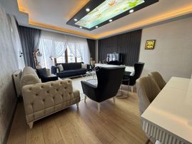 Pursaklar Mehmet Zengin Emlak'tan Lüks Sitede 13.kat 4+1 Otoparklı Ful Yapılı Daire