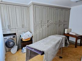 Rızık Gm'den Yatılıbölge Ana Cadde Üzeri 6+1 Kiralık Lüks Daire