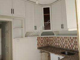 Yes Dos Gayrimenkul | Satılık Temiz 1+1 - Sahile Yakın