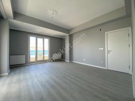 Net'den Marmarayın Dibinde 2+1 95m2 Lüx Ara Kat Daire