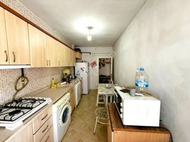 🛑🛑aktiften Akçay'da Satılık Denize Yakın Çift Balkonlu Ön Cephe Geniş 2+1daire