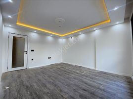 Net'den Sıra Söğütlerde Marmarayın Karşısında 2+1 90m2 Lüx Daire