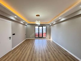 Tokay'dan Devlet Hastane'nin Alt Tarafında 2+1 Sıfır Daire !!!